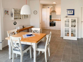 Holiday Home Rose by Interhome